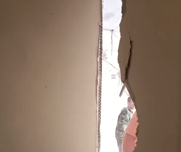 Спорная кладовка: чем закончился конфликт соседей с разрушением стен в доме в Дзержинске