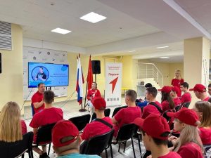 Школьники из ДНР познакомились с работой нижегородского «Движения Первых» в рамках проекта «Университетские смены»