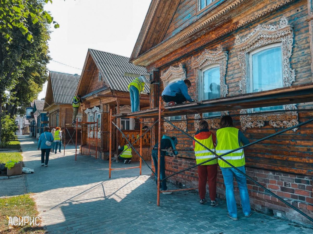 Волонтеры АНО «Асирис» восстановят шесть исторических домов в центре  Городца | Нижегородская правда