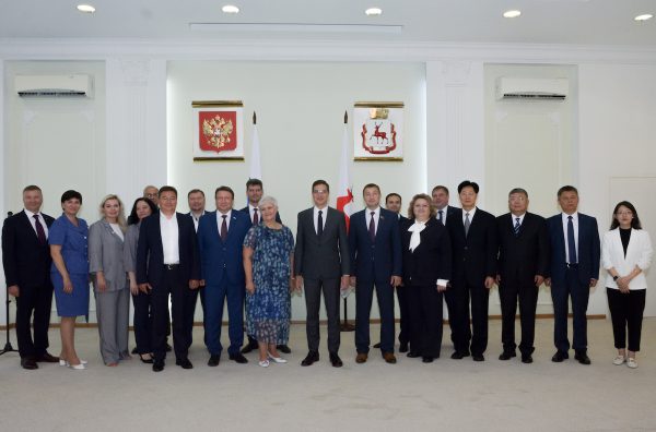 Юрий Шалабаев встретился с делегациями городов-побратимов и партнеров