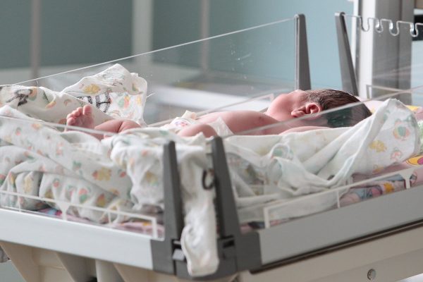 Нижегородские мамы обвинили медиков в инвалидности и смерти новорожденных детей
