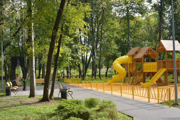 Обновленный сквер открылся на улице Гороховецкой в Нижнем Новгороде