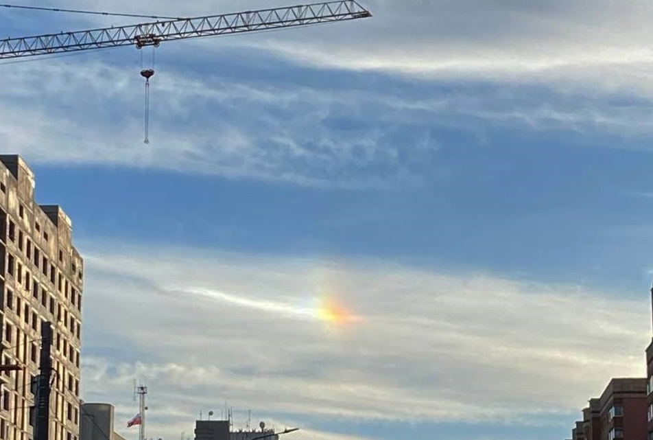 Солнечное гало обнаружили в небе над Нижним Новгородом