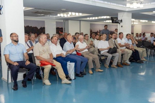 Более 70 наград вручили нижегородским строителям в преддверии профессионального праздника