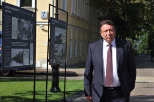 Олег Лавричев принял участие в открытии выставки «Город трудовой доблести. Как это&nbsp;было»