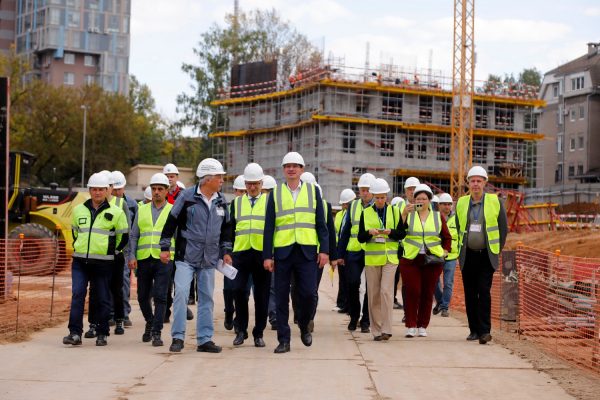 Строительную площадку первой очереди ИТ-кампуса «НЕЙМАРК» посетили руководители нижегородских вузов