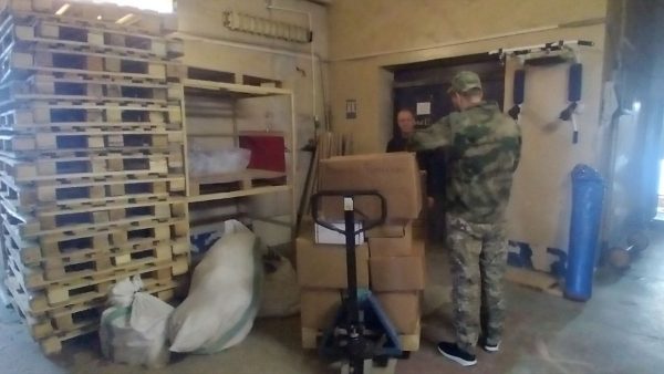 1,6 тонны свечей передали волонтеры нижегородским участникам СВО