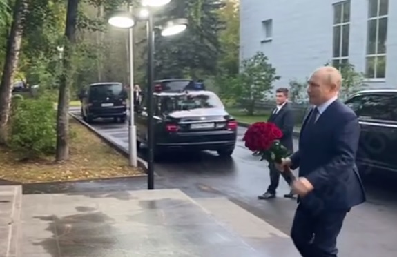 Владимир Путин посетил Саров