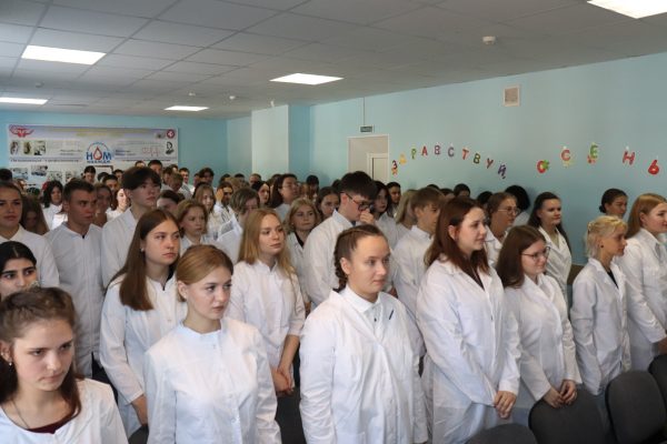 1 300 первокурсников приступили к обучению в Нижегородском медицинском колледже