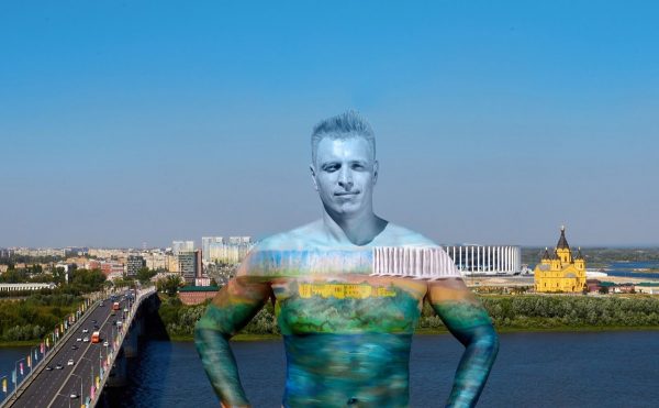 Мастер боди-арта Екатерина Варлашкина расписывает нижегородцев под знаковые городские пейзажи