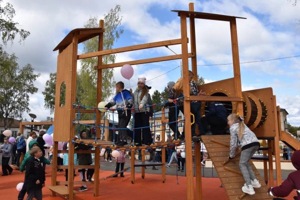 В Кулебаках благодаря нацпроекту «Жилье и городская среда» открыли семейный сквер