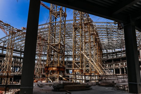 Готовность каркаса ледового дворца в Нижнем Новгороде превысила 60%