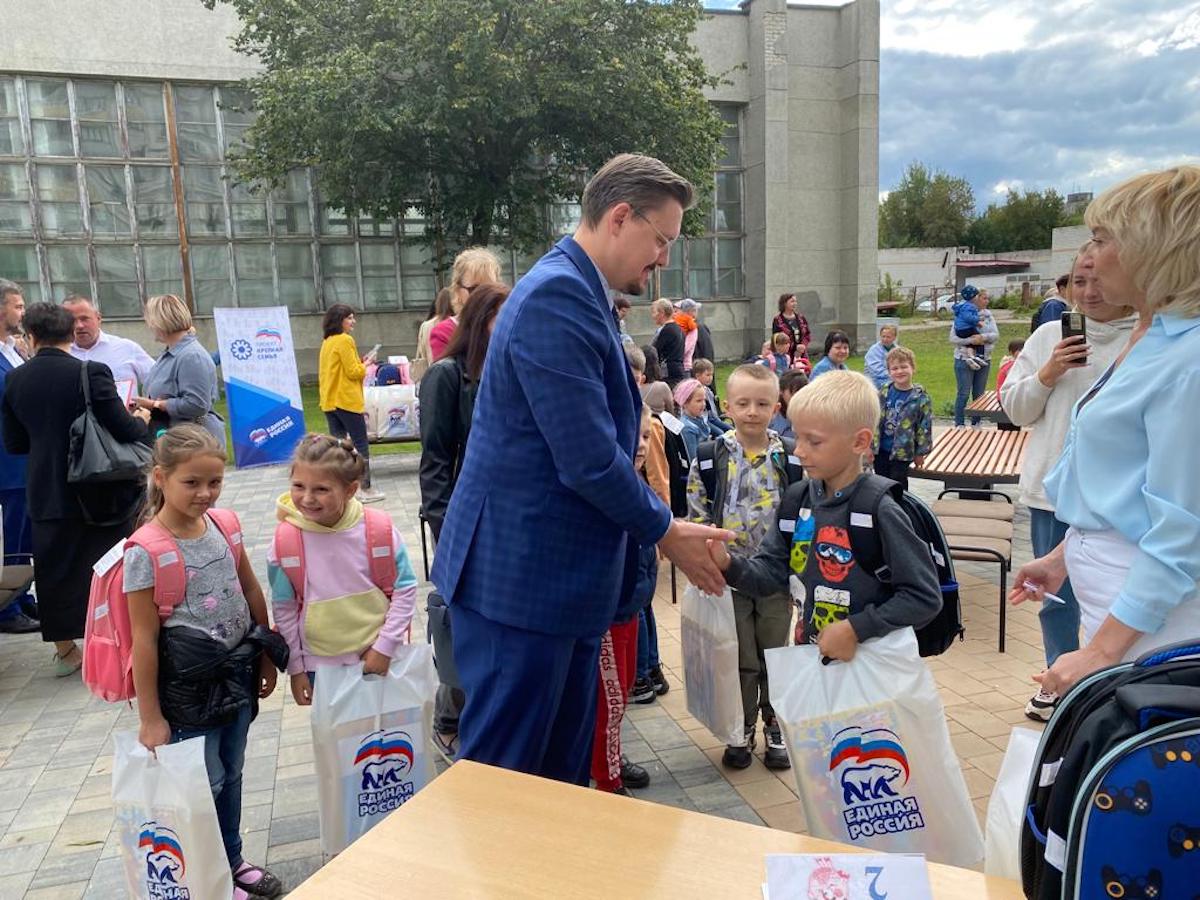 Акция «Собери ребенка в школу» прошла во всех муниципалитетах Нижегородской области