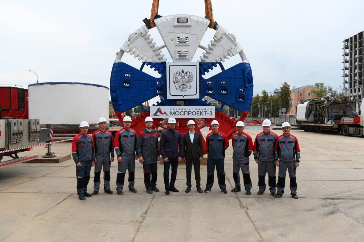 Монтаж 80-метрового тоннелепроходческого комплекса начинается на станции метро «Сенная»