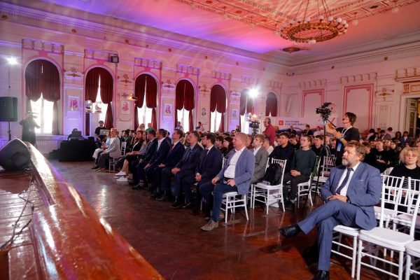 Более 1000 человек приняли участие в форуме «Молодой специалист – строитель будущего» в Нижнем Новгороде