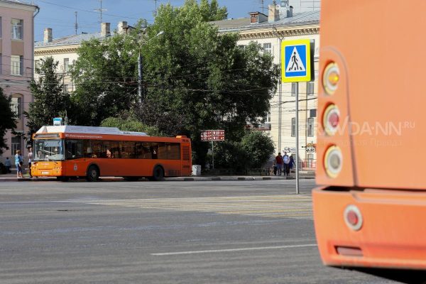 Число автобусов на маршруте А‑20 увеличили в Нижнем Новгороде после проверки замминистра транспорта