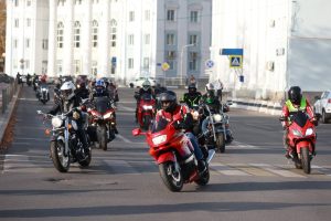 Более 1000 зрителей собрал концерт, посвященный закрытию мотосезона в Дзержинске