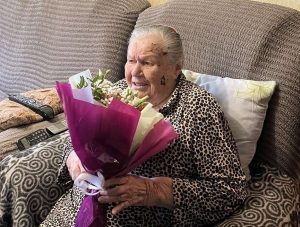 Ветеран труда и труженик тыла из Нижнего Новгорода Анастасия Фролова отметила 100-летие