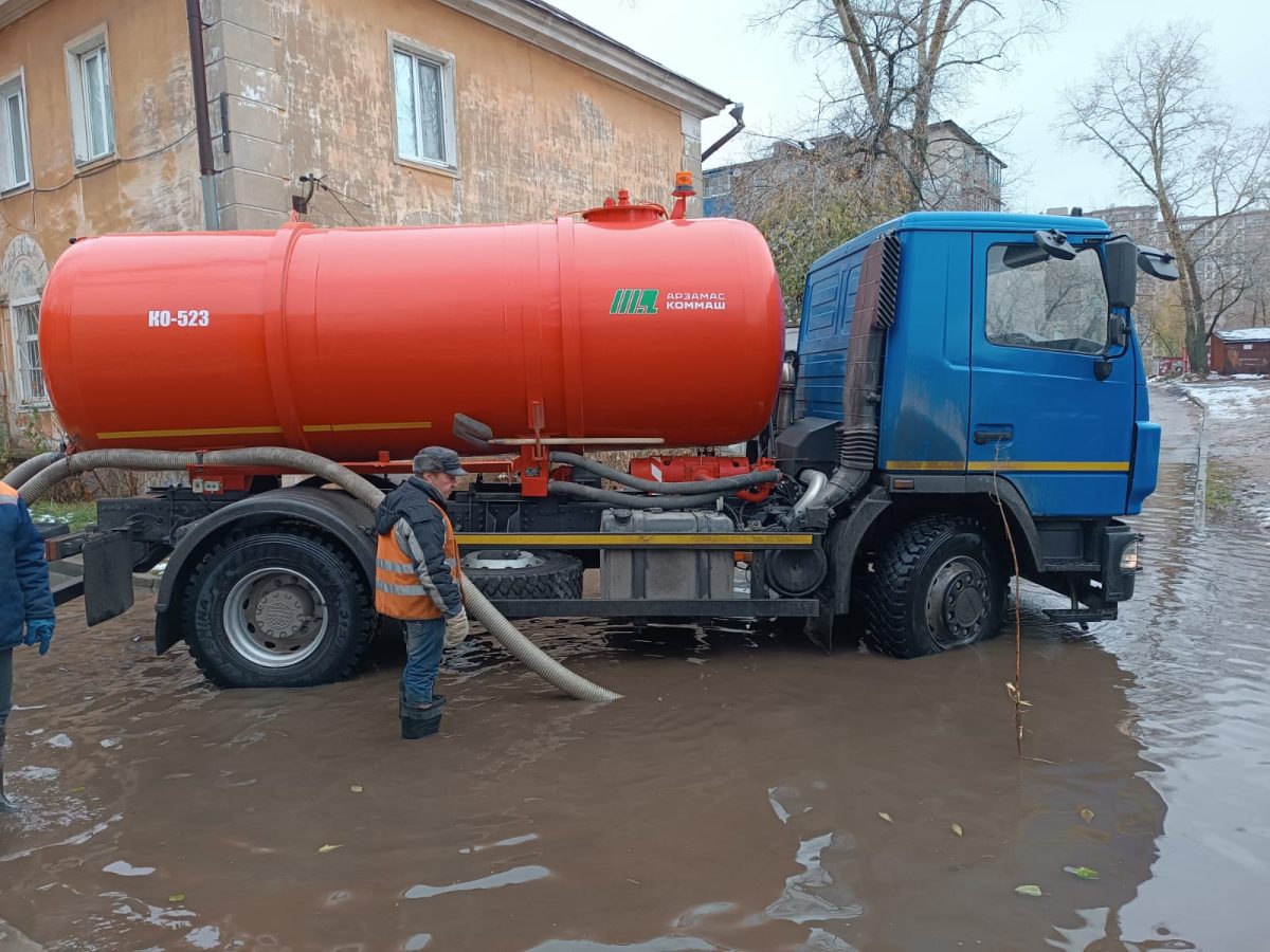 Почти четыре тысячи кубометров воды откачали с улиц Нижнего Новгорода за сутки