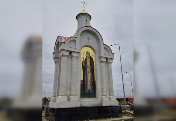 Православный киот достраивают на трассе М‑12 в Арзамасском районе