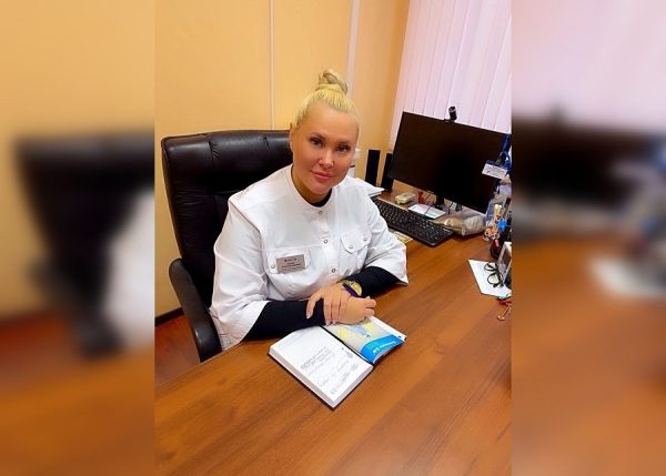 «В моменте ноги подкосились»: нижегородский врач спасла жизнь пассажиру на борту самолета