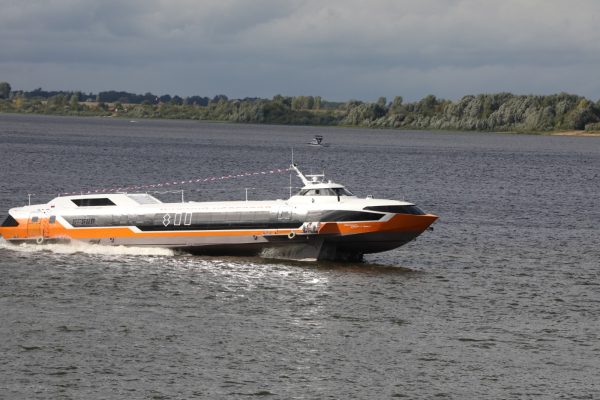 Больше 81 тысячи пассажиров перевезли суда на подводных крыльях за навигацию 2023&nbsp;года