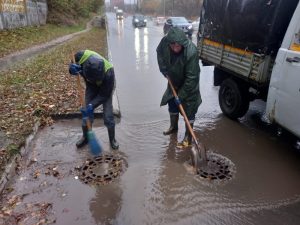 Откачивающая техника работает по всех районах Нижнего Новгорода