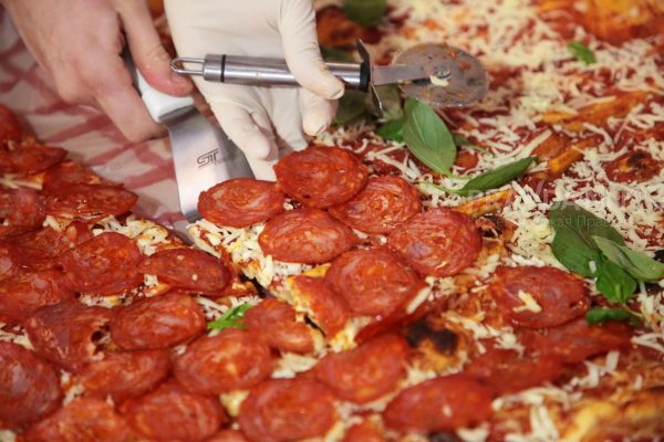Налог на фастфуд: почему могут подорожать пицца и шаурма