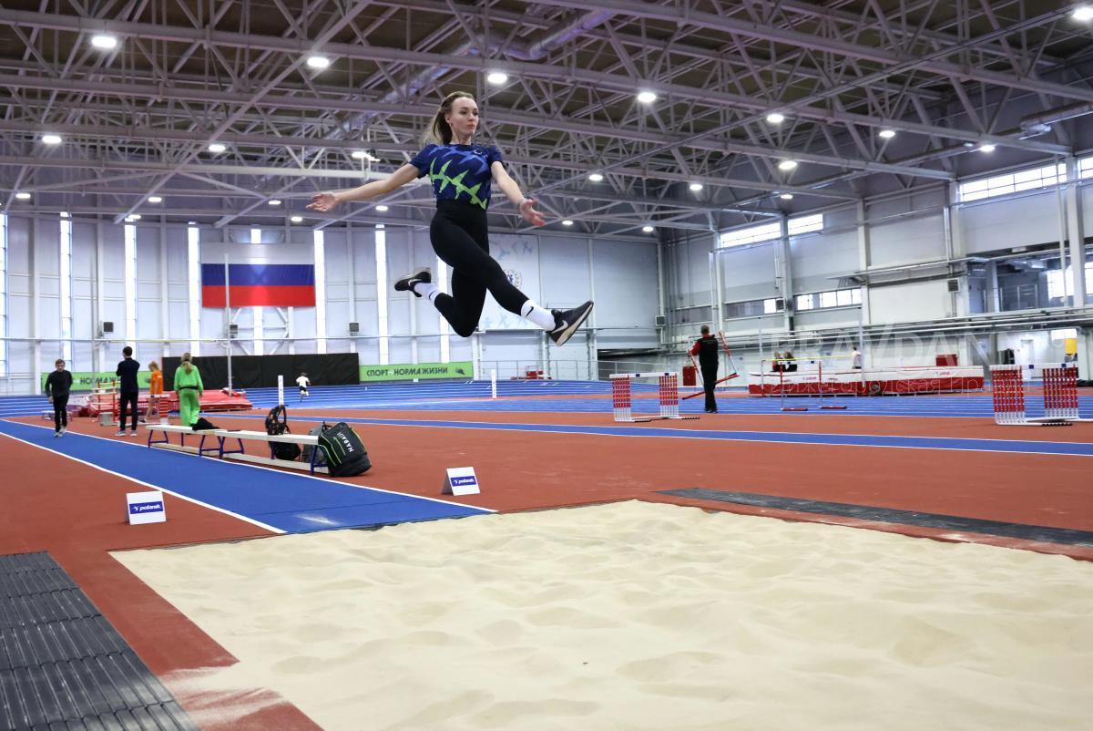 Легкоатлетический манеж открылся на стадионе «Локомотив»