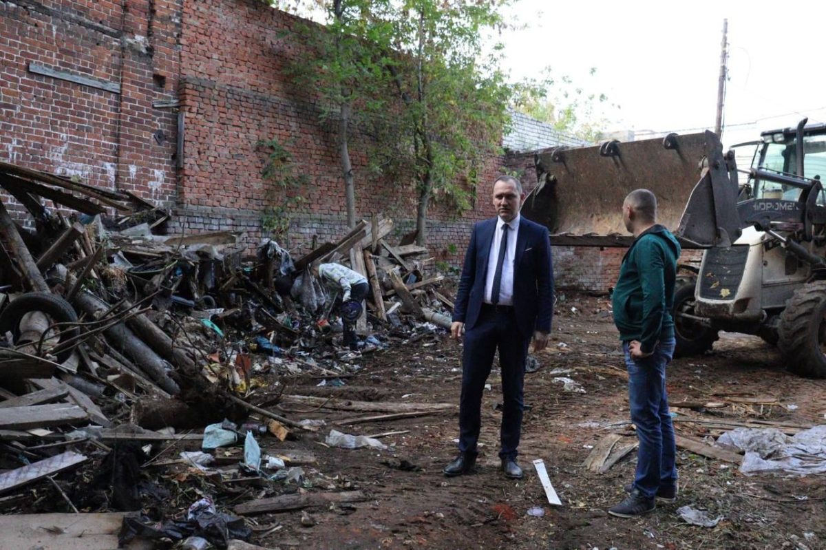Более 1,7 кубометров мусора вывезли из Нижегородского района Нижнего Новгорода