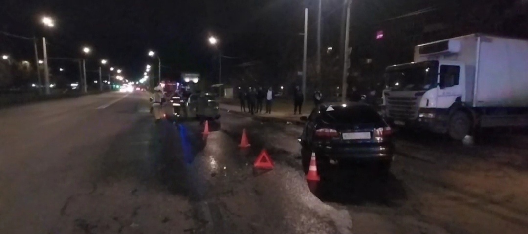Женщина и ребенок пострадали при столкновении двух автомобилей в Автозаводском районе