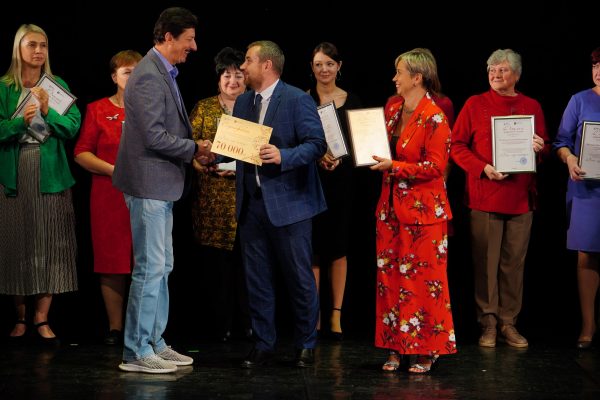 Победителей Международного фестиваля-конкурса «Весь мир — театр» наградили в Нижнем Новгороде