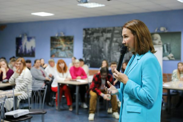 Стартовал прием заявок на конкурс проектов и программ комплексного развития молодежной политики «Это для&nbsp;нас!»