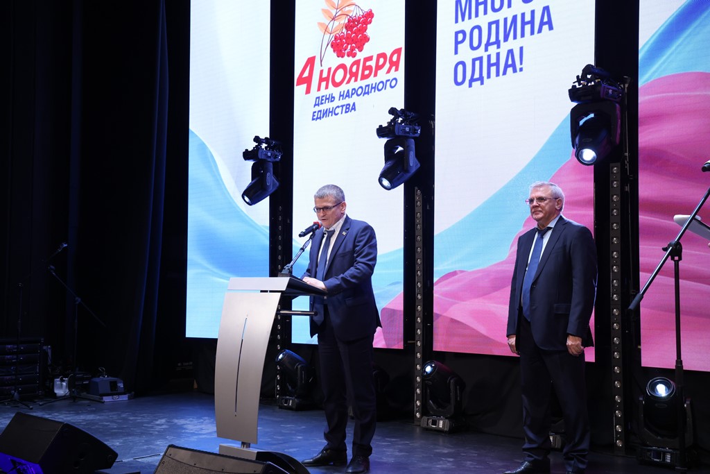 В Нижнем Новгороде наградили лауреатов премии Минина и Пожарского