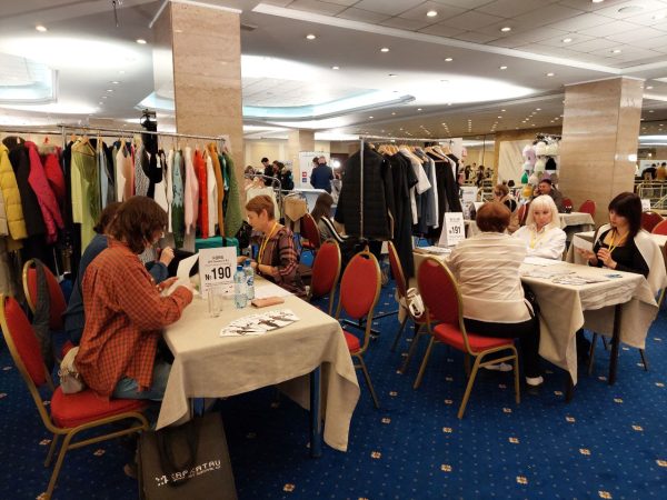 Нижегородские компании на льготных условиях участвуют в международной выставке-платформе Bee-together