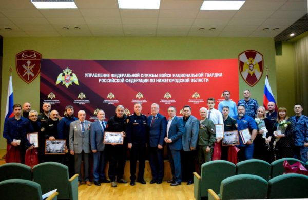 Николай Сатаев поздравил ветеранов войск правопорядка