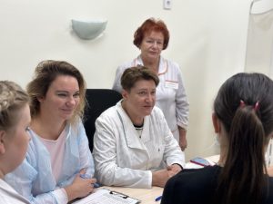 Пластик вызывает бесплодие? Что должны знать родители девочки, чтобы сохранить ее женское здоровье