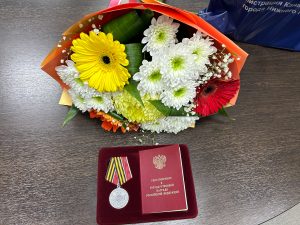 Нижегородского бойца СВО с позывным «Чиж» наградили медалью «За храбрость»