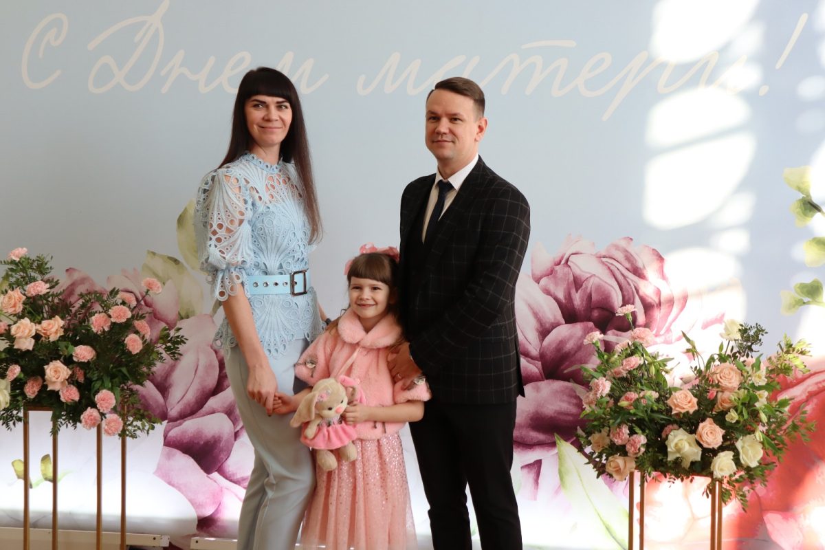 Более 200 мероприятий, посвященнных Дню матери, пройдет в Нижегородской области