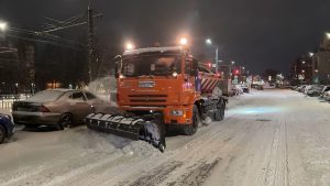 Дорожники начали подготовку к новому циклу работ по уборке снега