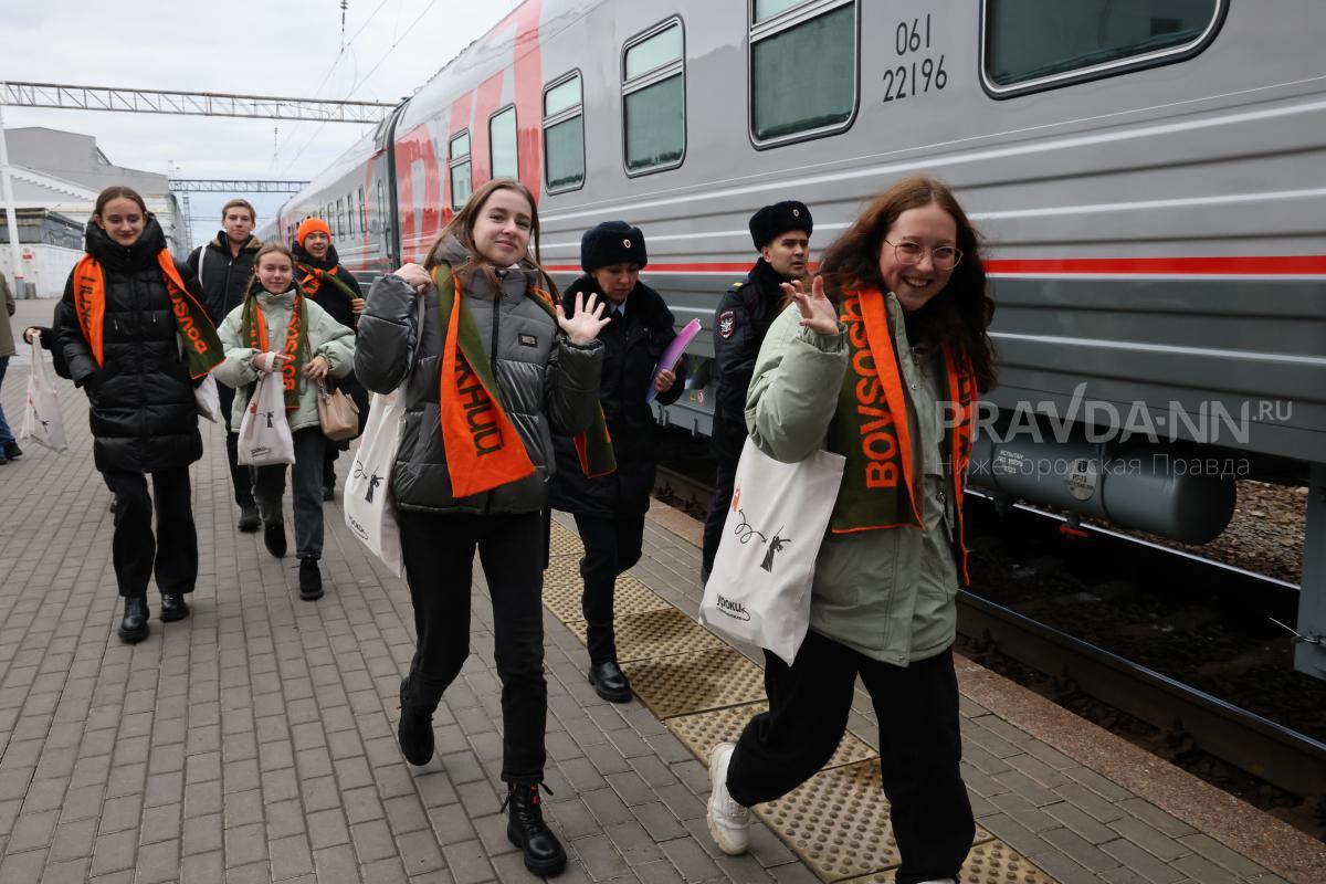 Школьники из Волгограда познакомились с историей ополчения в Нижнем  Новгороде 7 ноября 2023 года | Нижегородская правда