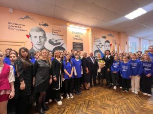 Граффити в честь Героев Отечества открыли в школе №154 Нижнего Новгорода