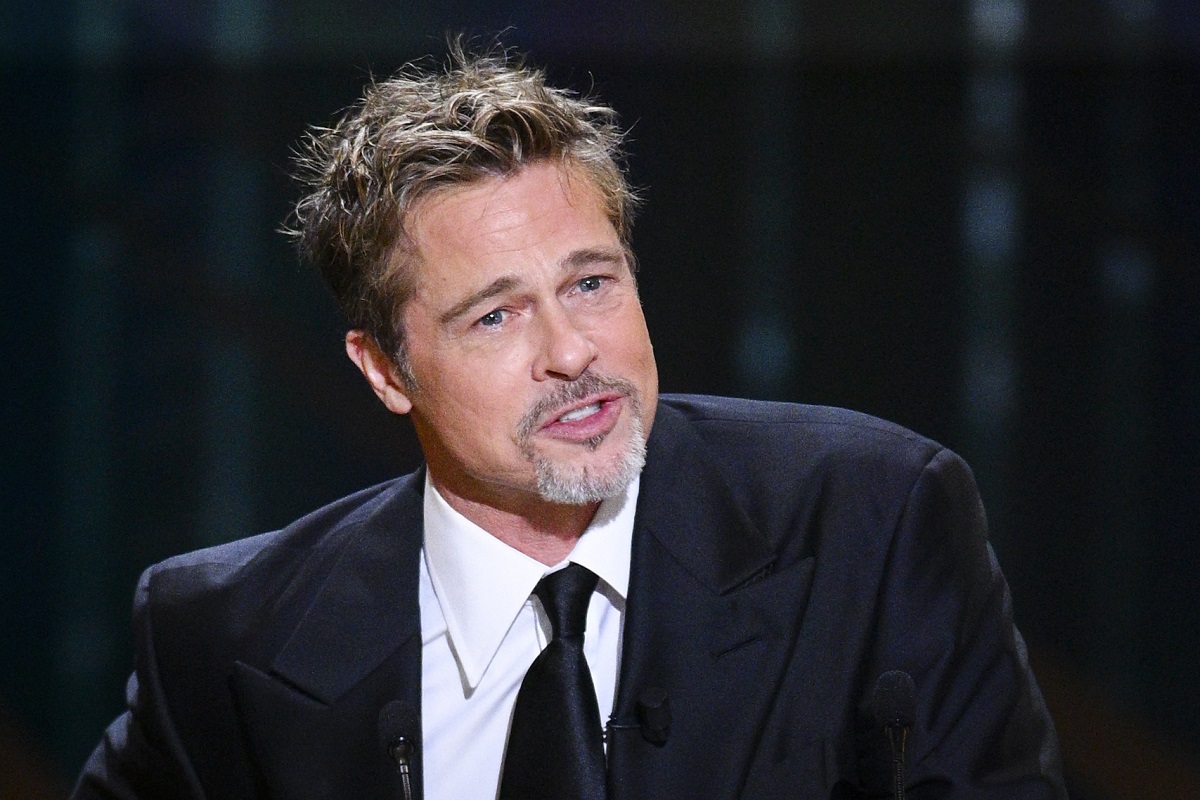 Brad Pitt turns 7 best roles of Hollywood's sex symbol