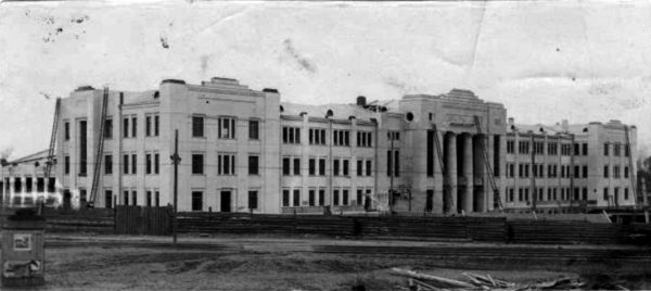 Дворец для рабочих: как в Нижнем Новгороде строили ДК имени Ленина