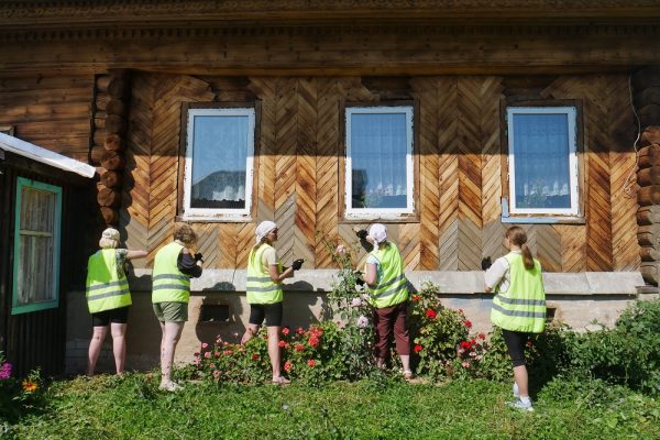 15 исторических домов восстановили волонтеры в Нижегородской области за полгода