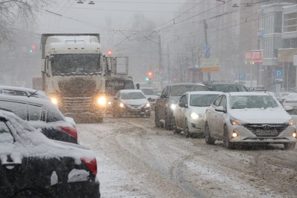 Пробки в 8 баллов образовались в Нижнем Новгороде в понедельник вечером