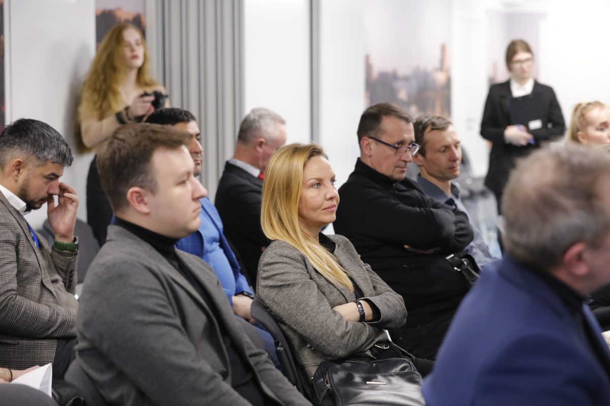 Более 50 предпринимателей приняли участие во встрече с бизнесом в Дзержинске