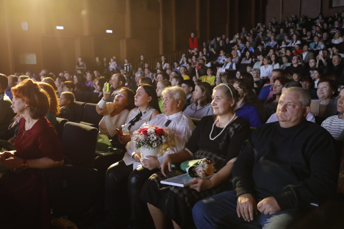 В Нижнем Новгороде вручили награды многодетным семьям, многодетным матерям и заслуженным родителям