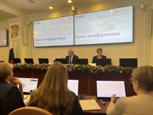 Лекарства для льготников и помощь бойцам СВО: о чем говорил Евгений Люлин, подводя итоги года