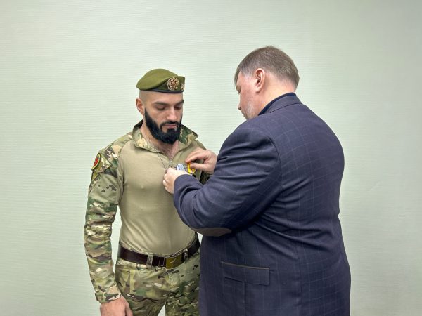 Медаль «За отвагу» вручили рядовому Ромену Маргаряну в Нижнем Новгороде